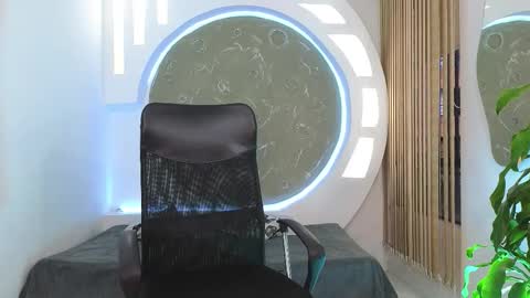 Snapshot of rafael_mendez chatting on September 16, 10:57 pm R A F A E L online show from September 16, 10:57 pm