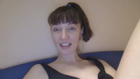 Rafaella online show from April 8, 10:13 pm