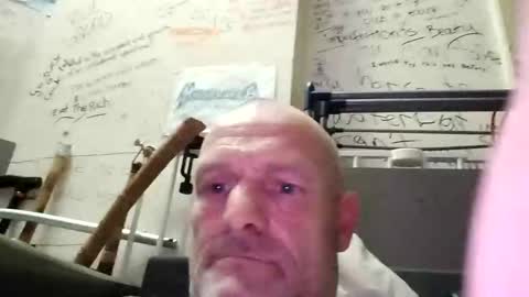 Snapshot of ragingzef69 chatting on December 26, 4:58 pm Bigthickdickinvic online show from December 26, 4:58 pm