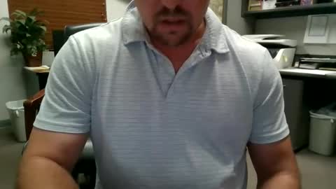 ragnar795993 online show from May 20, 10:27 pm