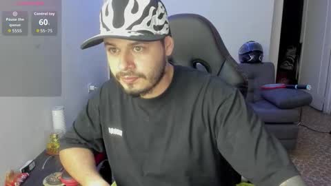 ragnar_lothbrok77 online show from April 5, 11:57 pm