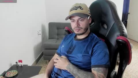 ragnar_lothbrok77 online show from September 26, 6:49 pm