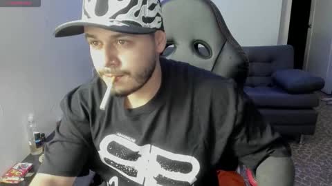 ragnar_lothbrok77 online show from February 13, 12:03 am