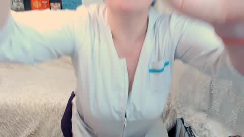 rainbowladyy online show from January 5, 5:30 pm