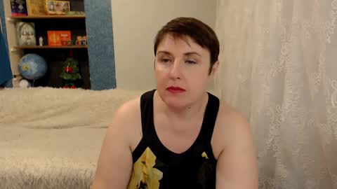 rainbowladyy online show from January 13, 11:30 am