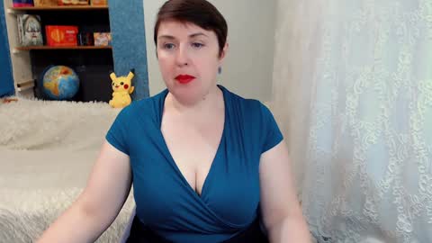 rainbowladyy online show from December 8, 6:22 am