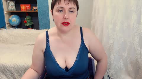 rainbowladyy online show from January 12, 7:00 am