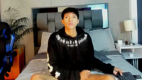 Ralf Bauer online show from September 21, 3:32 am