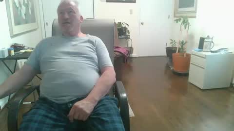 Snapshot of ram4u123 chatting on December 28, 5:14 pm Ram online show from December 28, 5:14 pm