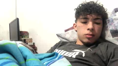 ramiroo2312 online show from September 26, 1:57 am