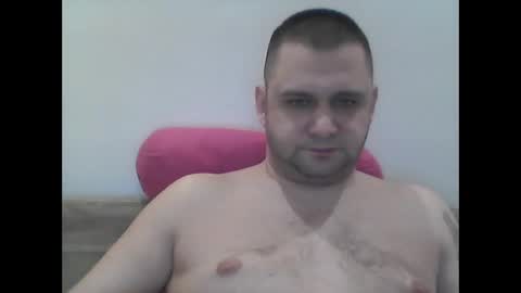 Snapshot of ramon0688 chatting on February 19, 10:09 pm Ramon online show from February 19, 10:09 pm