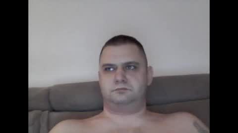 Snapshot of ramon0688 chatting on February 16, 9:05 pm Ramon online show from February 16, 9:05 pm