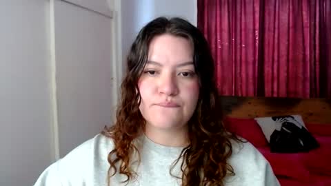 Ramona online show from July 25, 9:35 pm