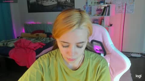 Snapshot of ramona_terner chatting on February 2, 12:35 pm Ramona terner online show from February 2, 12:35 pm