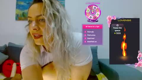 Kim-Hot-Girl online show from June 19, 8:37 pm