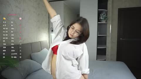 Snapshot of randichaplin chatting on September 13, 7:22 am Vilda online show from September 13, 7:22 am