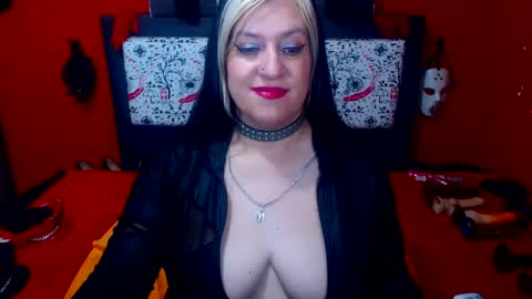 Sonia online show from February 11, 2:03 am