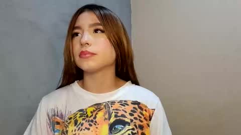 raquel2411 online show from March 6, 3:05 am