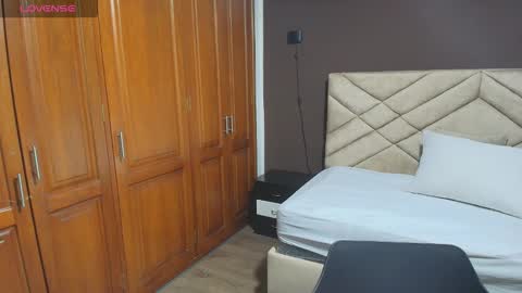 Raquel online show from October 22, 11:56 am