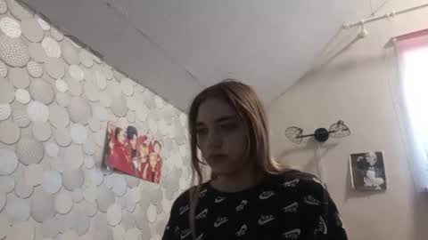 Lora online show from July 15, 4:29 am