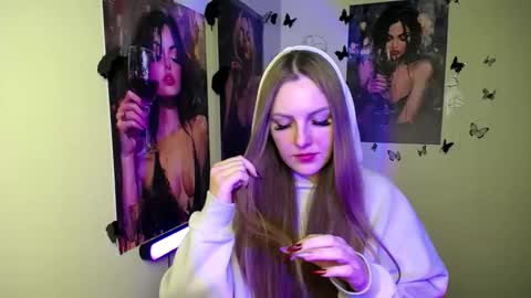 raspberry0101 online show from September 29, 1:10 pm