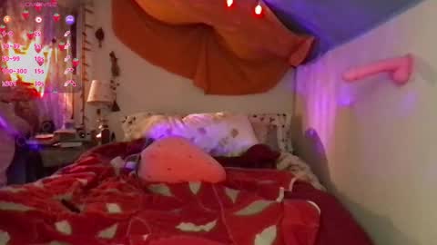 Tommy online show from December 7, 3:31 am