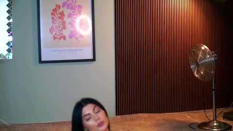 Lav online show from November 12, 8:00 pm