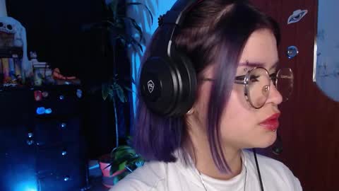 raventh_ online show from January 11, 3:01 am