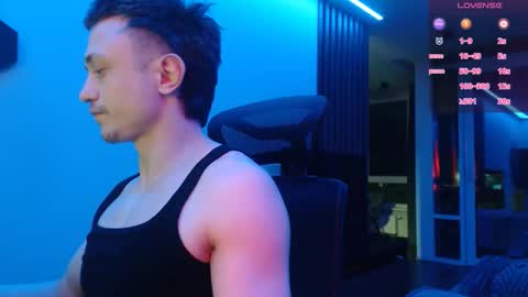 Alex Nash online show from October 31, 2:01 am