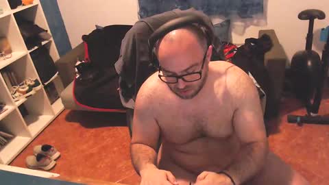 ravingr3d3 online show from March 4, 1:34 am
