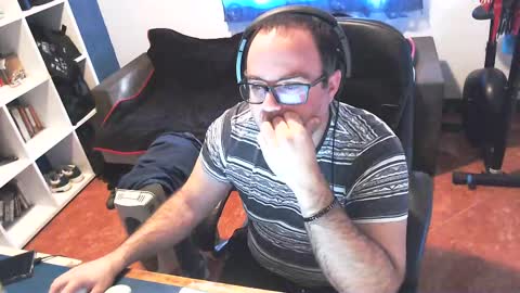 ravingr3d3 online show from February 18, 3:20 pm