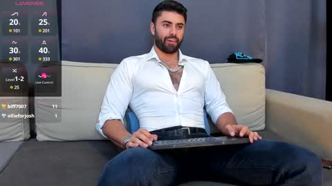 Snapshot of rawadam chatting on December 8, 10:30 am Adam online show from December 8, 10:30 am