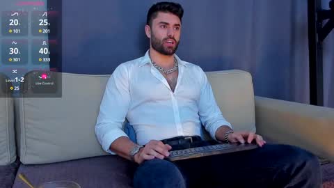 Snapshot of rawadam chatting on January 15, 6:33 am Adam online show from January 15, 6:33 am