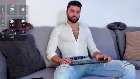 Snapshot of rawadam chatting on January 19, 6:20 am Adam online show from January 19, 6:20 am