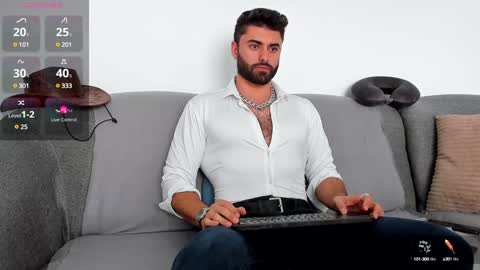 Snapshot of rawadam chatting on January 21, 10:52 am Adam online show from January 21, 10:52 am