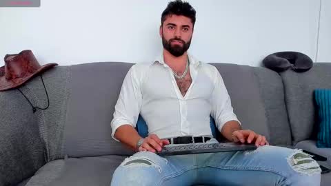 Snapshot of rawadam chatting on February 28, 12:20 pm Adam online show from February 28, 12:20 pm