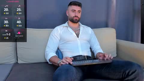Snapshot of rawadam chatting on December 13, 10:41 am Adam online show from December 13, 10:41 am