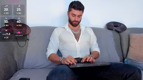Snapshot of rawadam chatting on January 24, 6:46 am Adam online show from January 24, 6:46 am