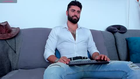 Snapshot of rawadam chatting on February 23, 10:06 am Adam online show from February 23, 10:06 am