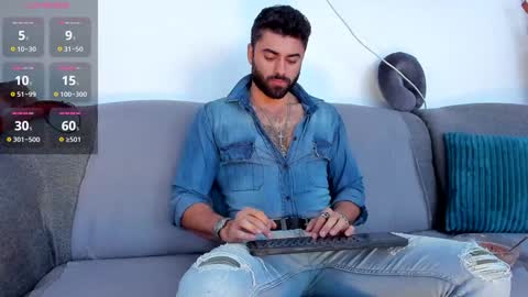 Snapshot of rawadam chatting on January 26, 6:17 am Adam online show from January 26, 6:17 am