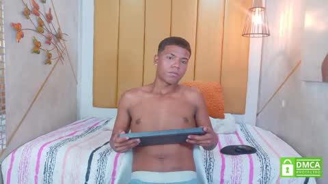 Snapshot of rawblackked chatting on September 19, 7:39 pm rawblackked online show from September 19, 7:39 pm