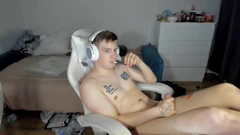 Ray online show from October 6, 10:27 pm