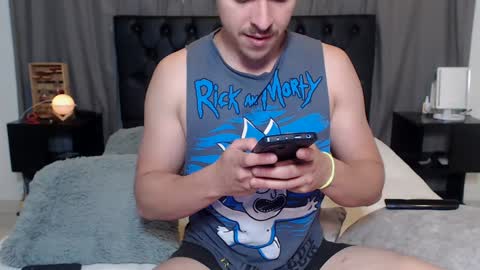 Snapshot of ray_weed chatting on February 26, 1:25 am Ray online show from February 26, 1:25 am