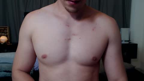 Snapshot of ray_weed chatting on February 22, 1:44 am Ray online show from February 22, 1:44 am