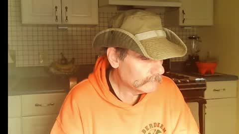 Ray online show from February 3, 9:46 am