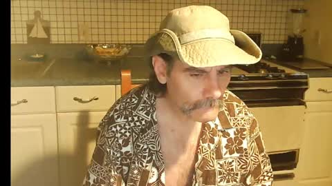 Ray online show from October 2, 7:40 am