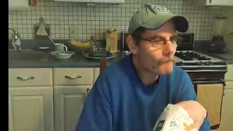 Snapshot of raylene4u2 chatting on January 16, 3:45 pm Ray online show from January 16, 3:45 pm
