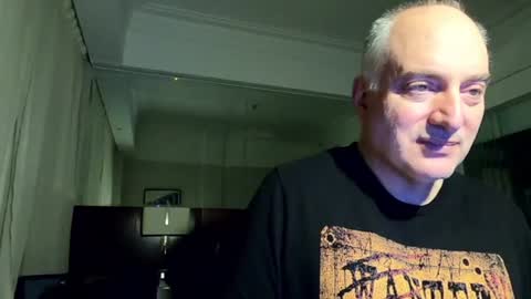 Ray online show from December 12, 3:21 am