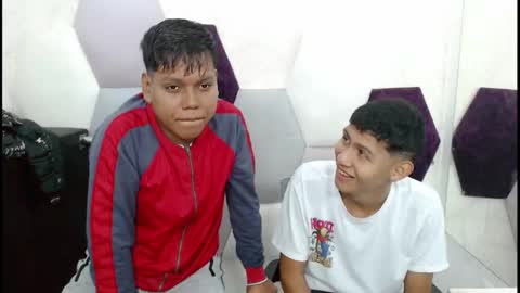 Snapshot of raystewart_ chatting on October 21, 2:16 am raystewart online show from October 21, 2:16 am