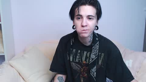 Ray online show from February 10, 5:43 am